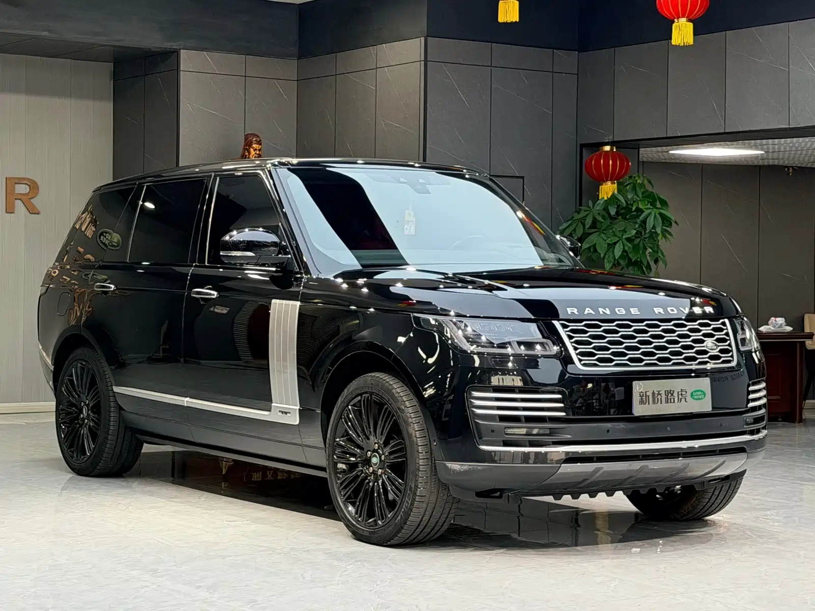 Фото 3 - Land Rover Range Rover