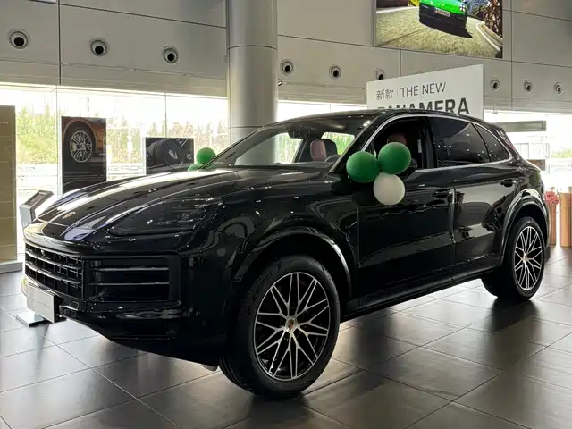PORSCHE CAYENNE