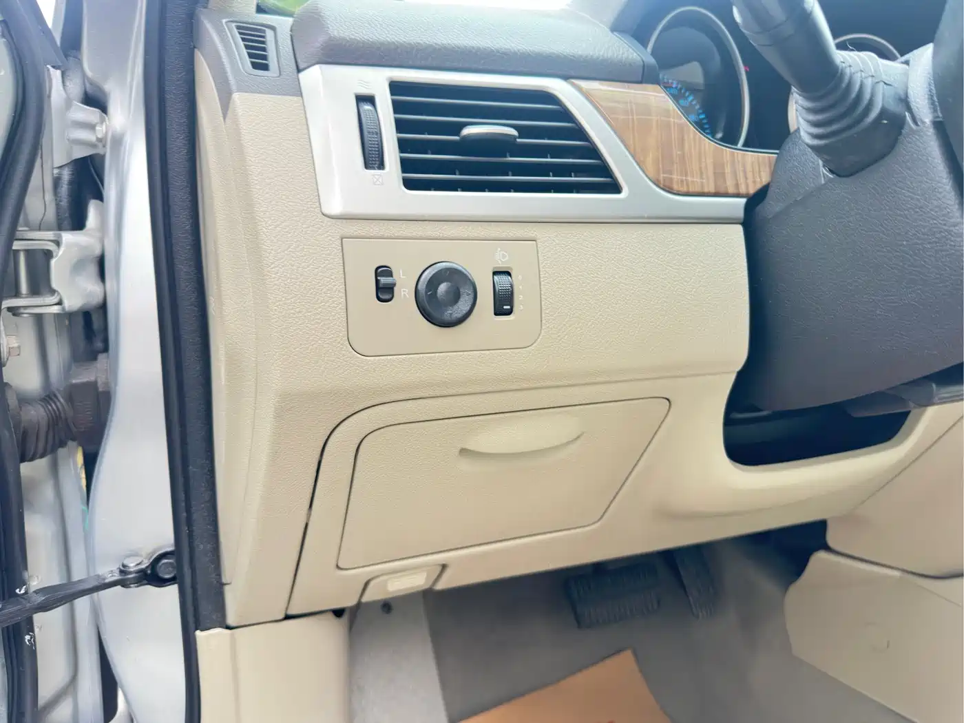 Buick Excelle 2015 1.5L Automatic Classic фото 18