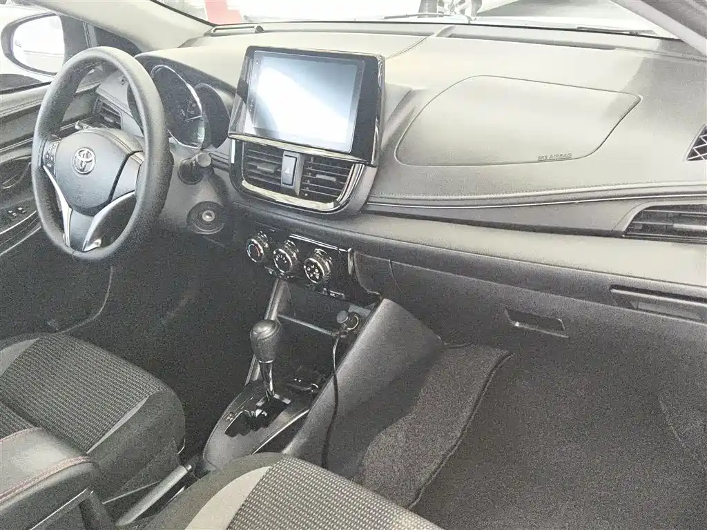 Toyota Vios FS 2021 1.5L CVT Fengchi Edition фото 10