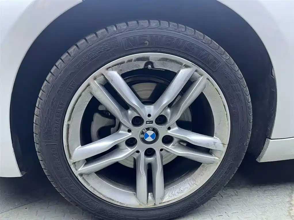 BMW 1 Series 2022 120i M Sport Shadow Edition фото 22