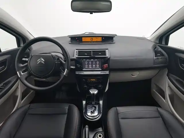 Citroën C-Quatre 2014 1.6L Automatic Connected Car Edition — фото 5