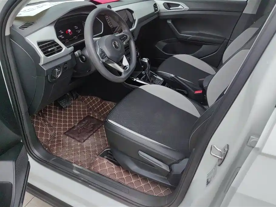 Volkswagen Tanying 2021 1.5L Automatic Smart Connect Edition фото 9