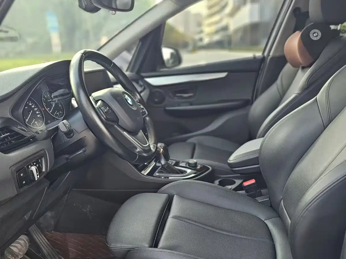 BMW 2 Series Touring 2016 2016 220i Leading Model