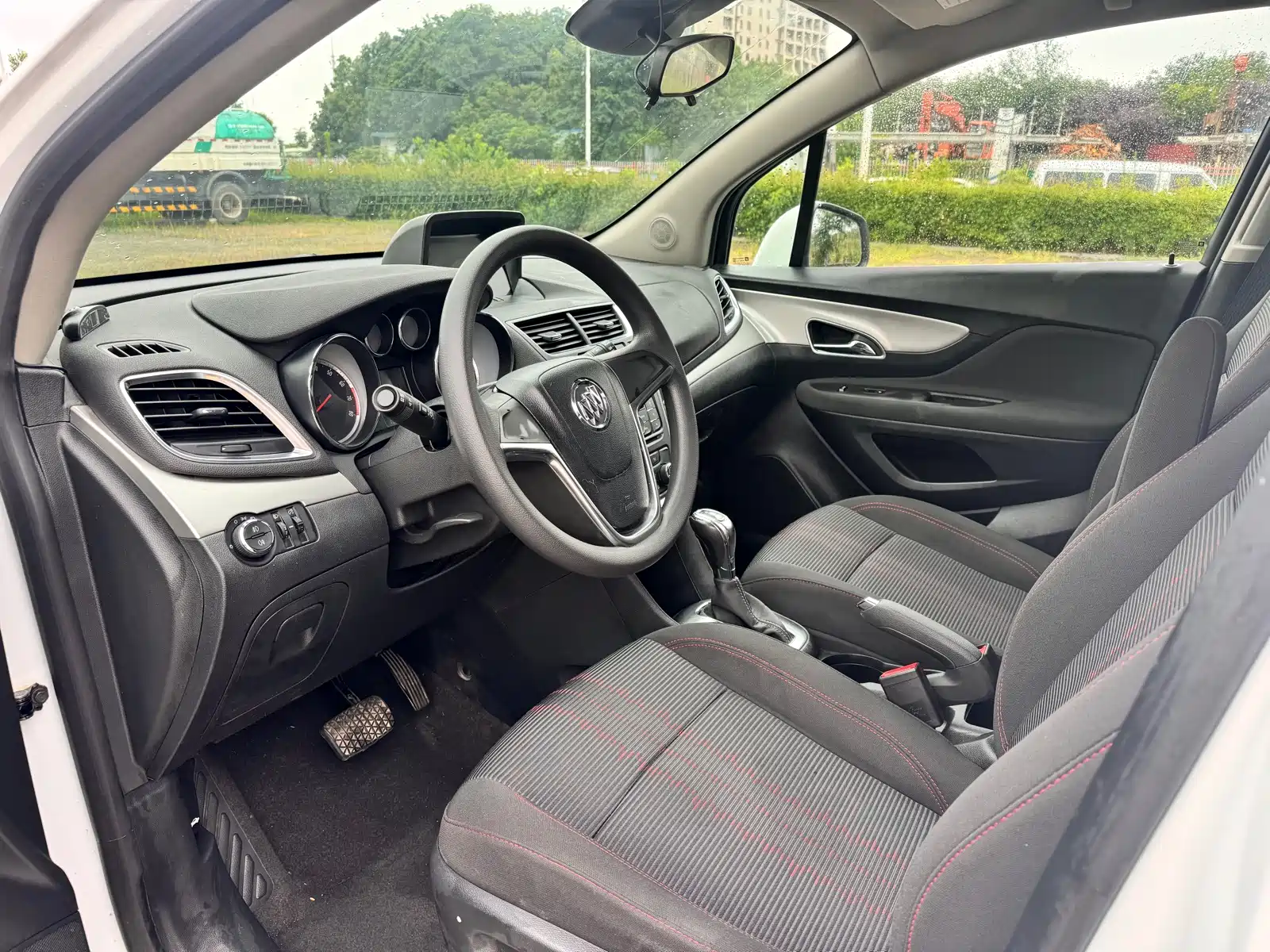Фото 9 - Buick Encore
