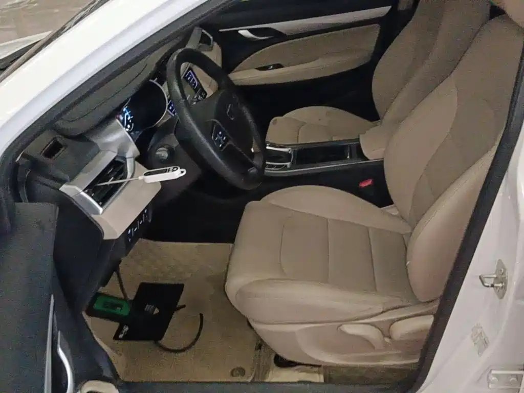 Photo 15 - Geely Emgrand