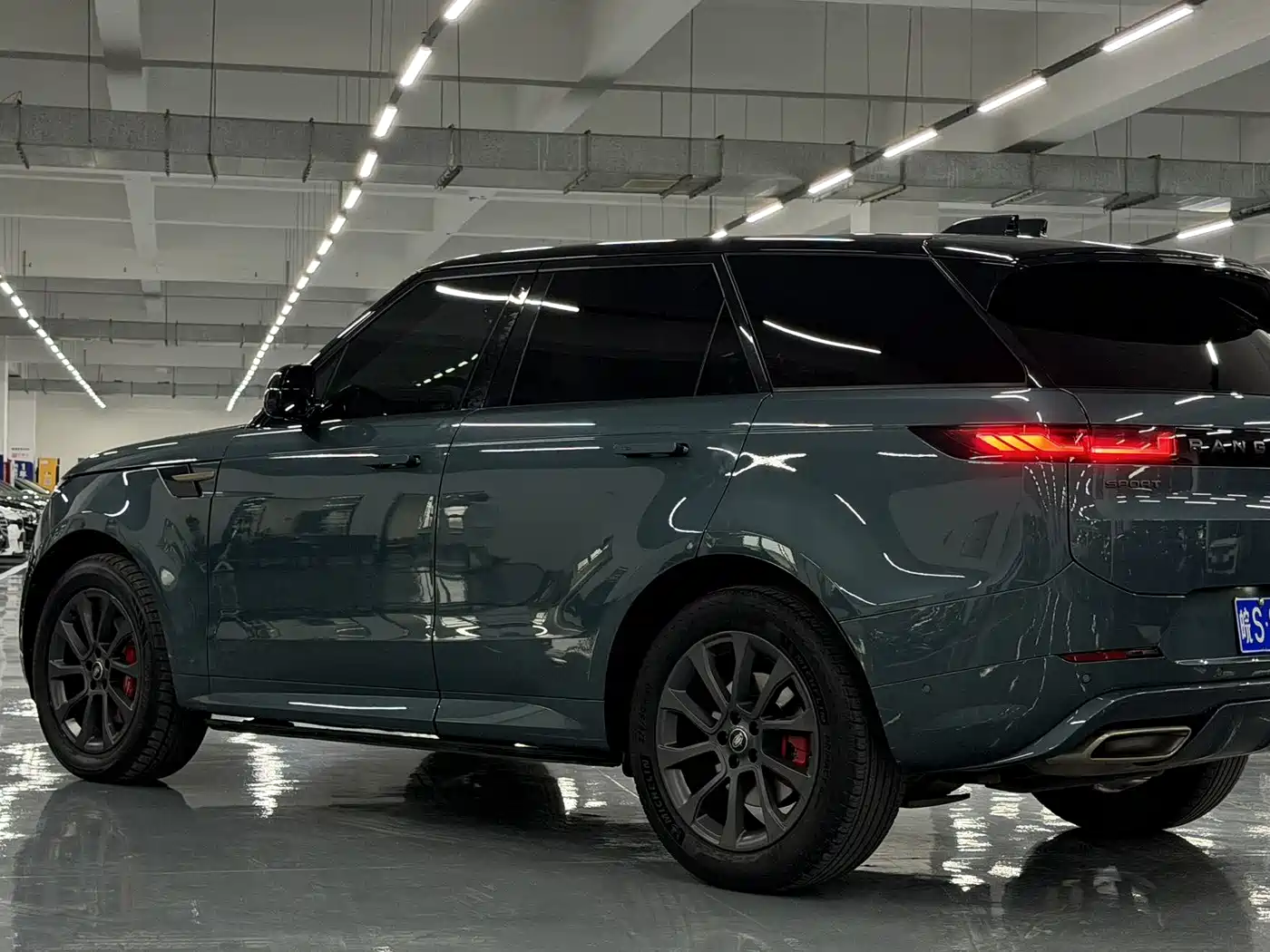 Land Rover Range Rover Sport 2024 400PS Dynamic SE фото 7
