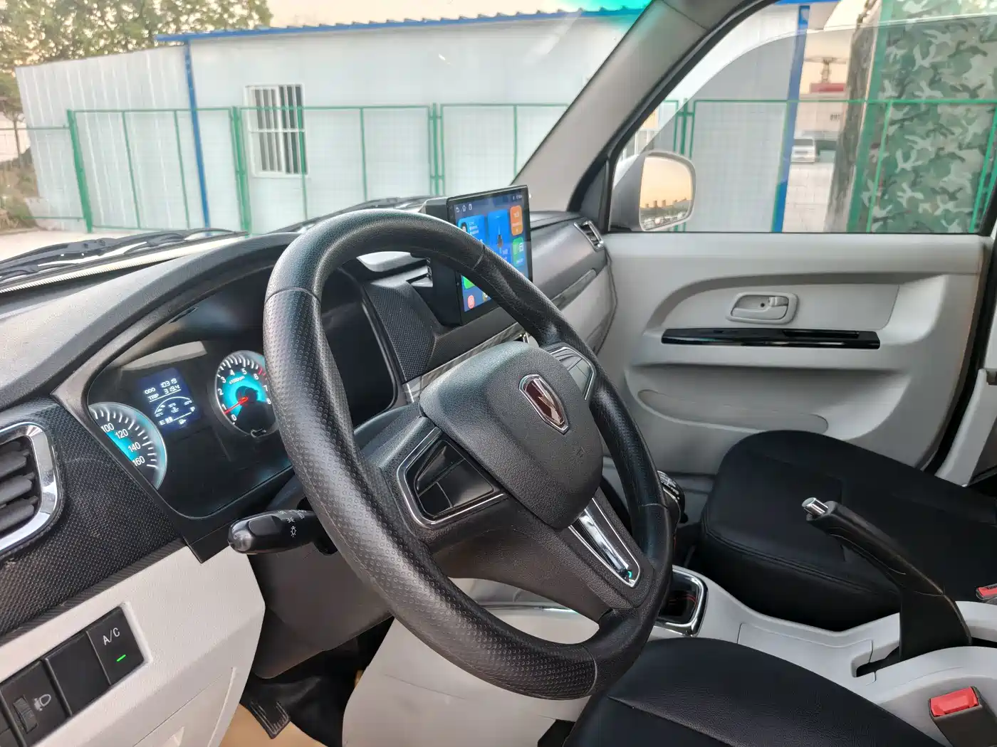 Jinbei Little Sea Lion X30 2025 2024 1.5L Wealth Coach 5/6/7 Seater