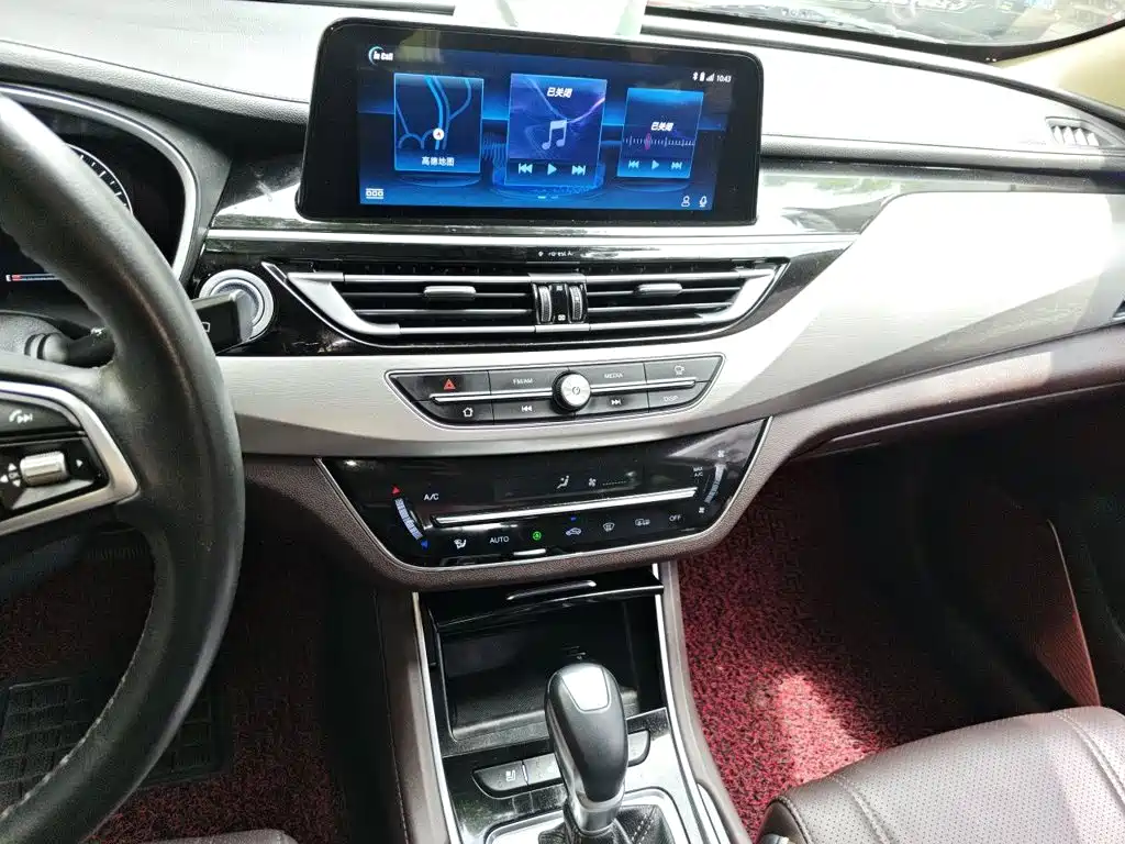 Changan Raeton CC 2018 2018 1.5T Auto Premium Class China V