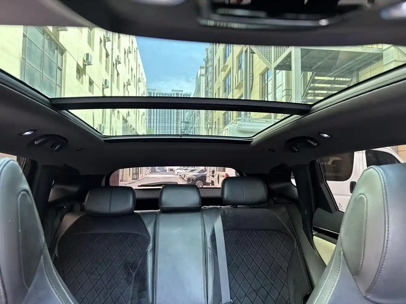 BYD Song PLUS PHEV 2021 DM-i 110KM Flagship фото 14