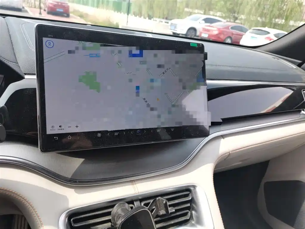 BYD Song PLUS PHEV 2024 Glory Edition DM-i 110km Flagship фото 6