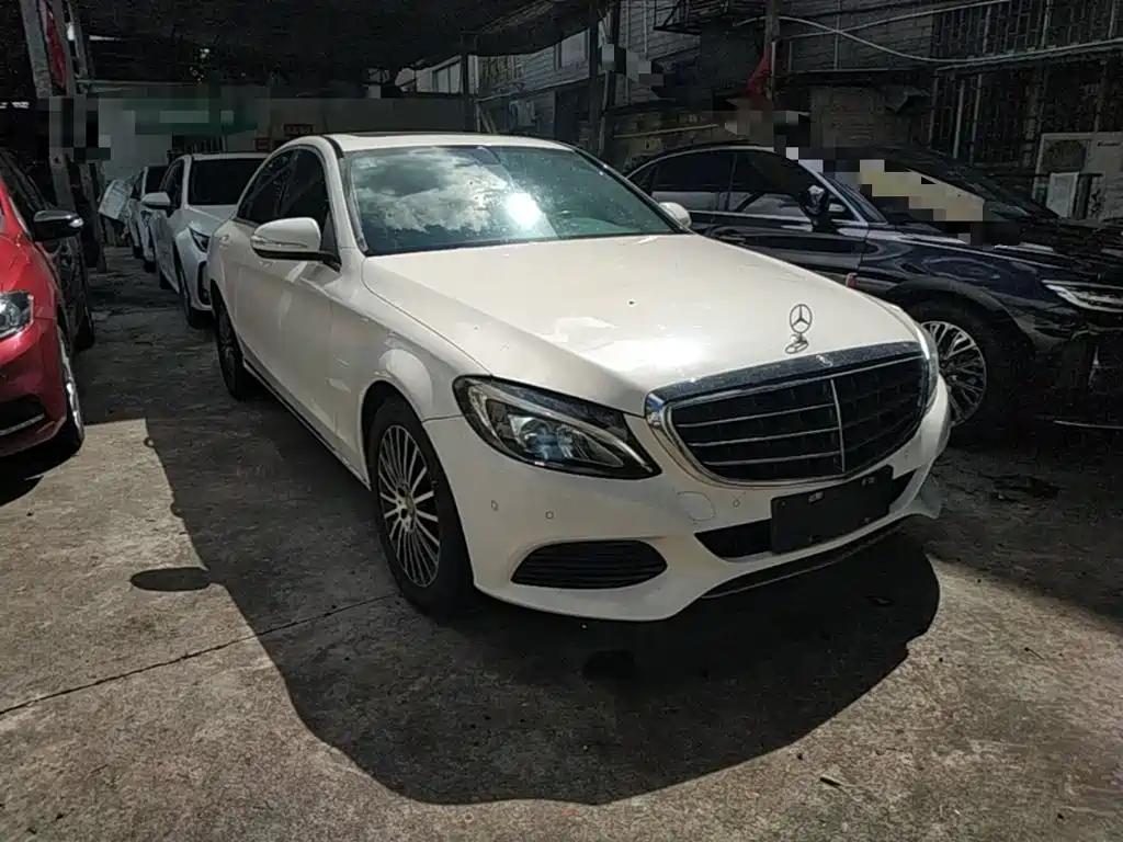 Фото 4 - Mercedes-Benz C-Class