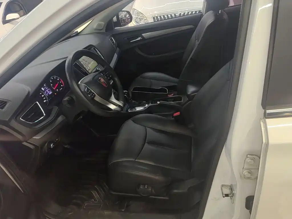 Photo 15 - Roewe 360