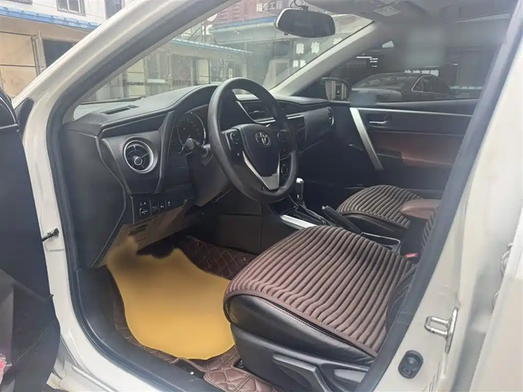 Toyota Levin 2018 185T CVT Luxury Edition фото 14