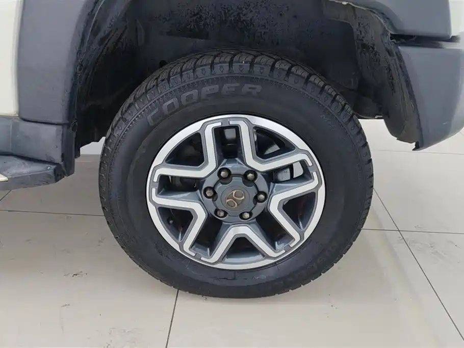 BAIC ORV Beijing Offroad BJ40 2016 Model 40L 2.3T Automatic 4WD Exclusive фото 6