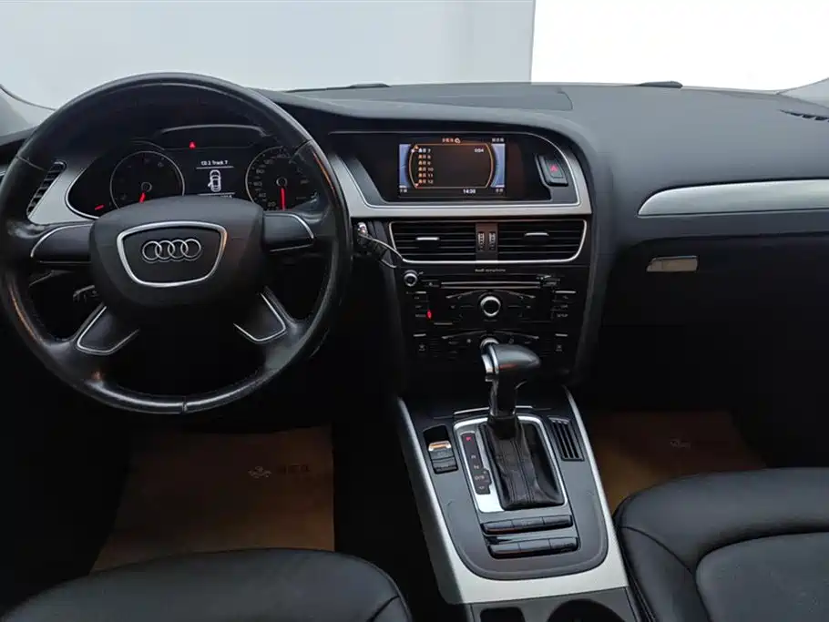 Audi A4L 2016 30 TFSI Collector's Edition Automatic Comfort фото 12