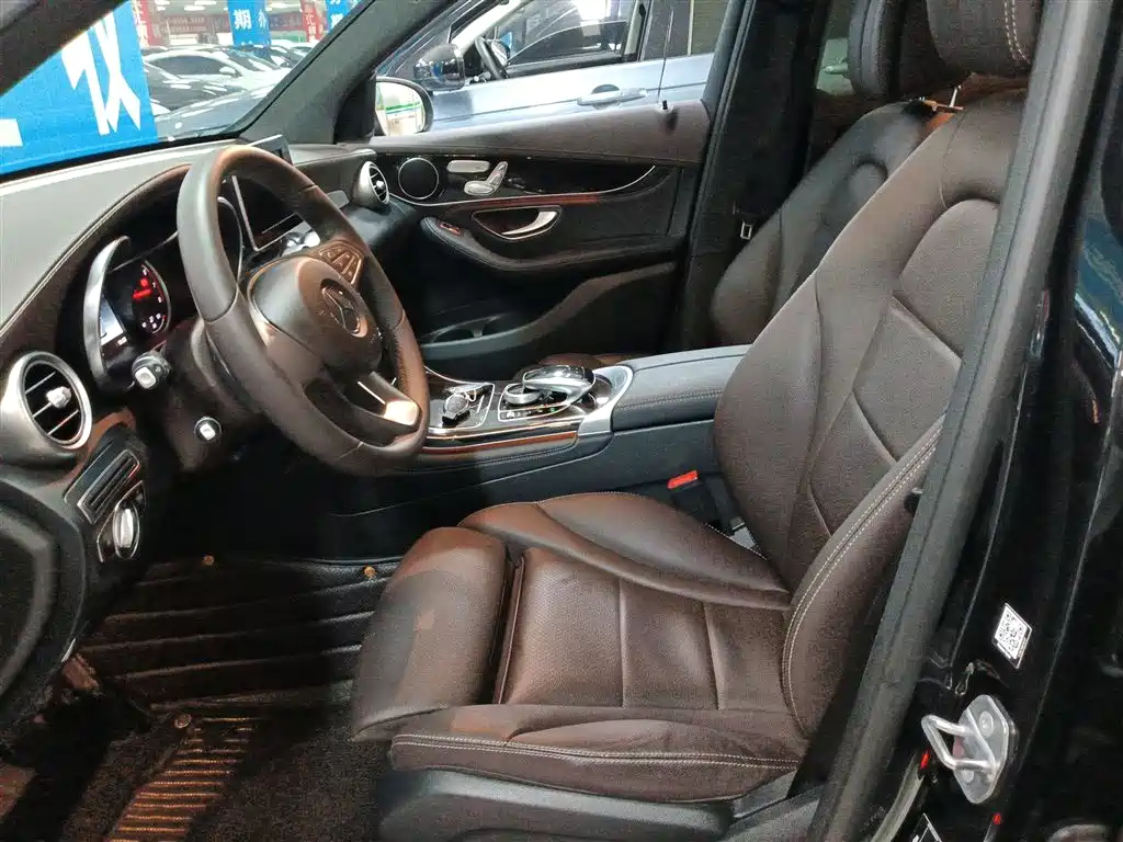 Mercedes-Benz GLC 2019 GLC 260 L 4MATIC Dynamic фото 15