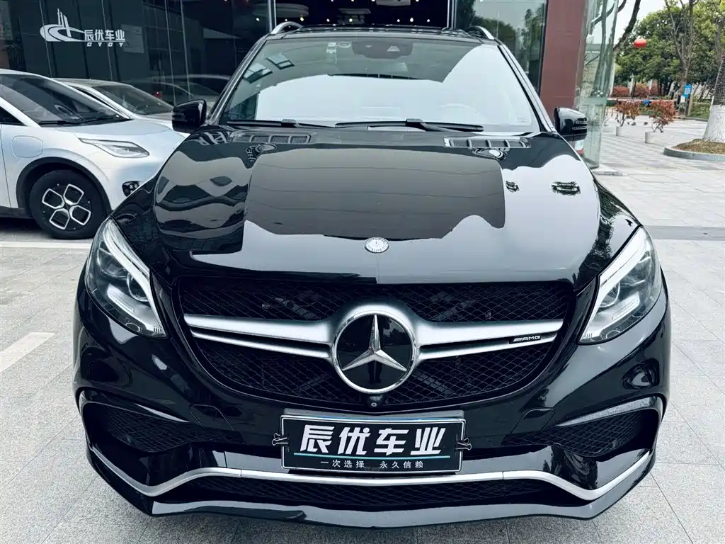 Mercedes-Benz GLE AMG 2015 AMG GLE 63 4MATIC фото 8