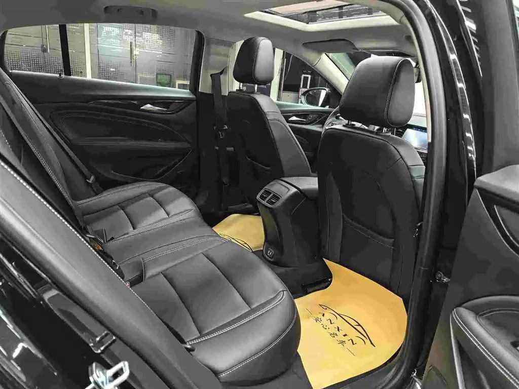 BUICK REGAL