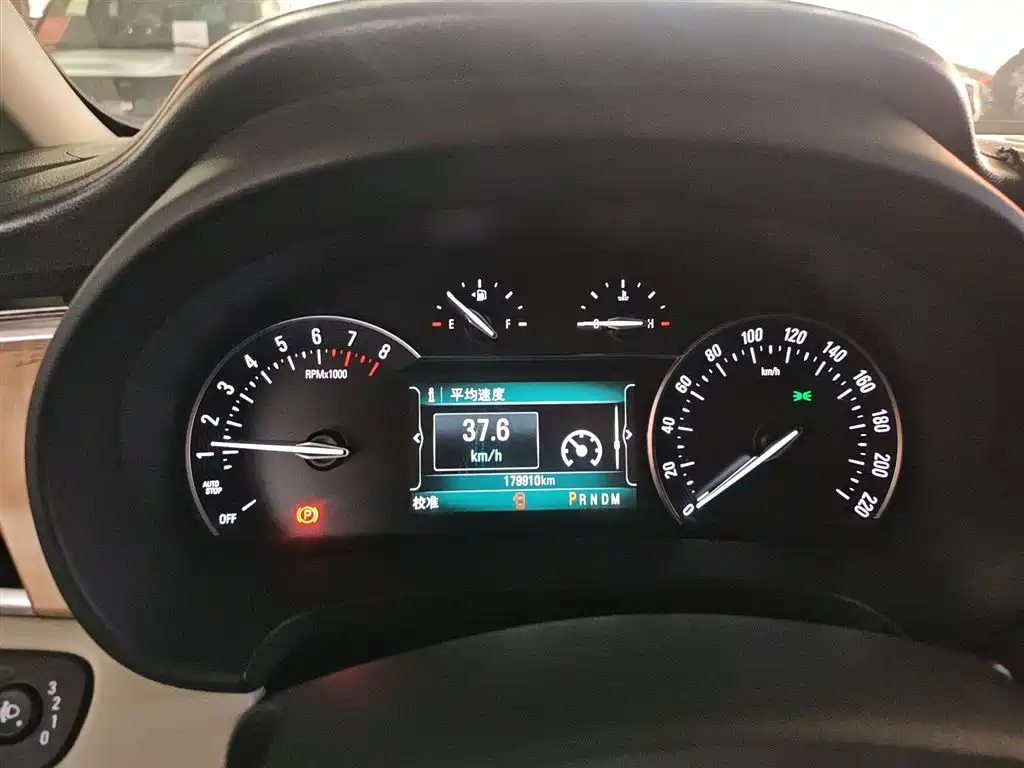 Buick GL8 2017 ES 28T Comfort Type China V фото 12