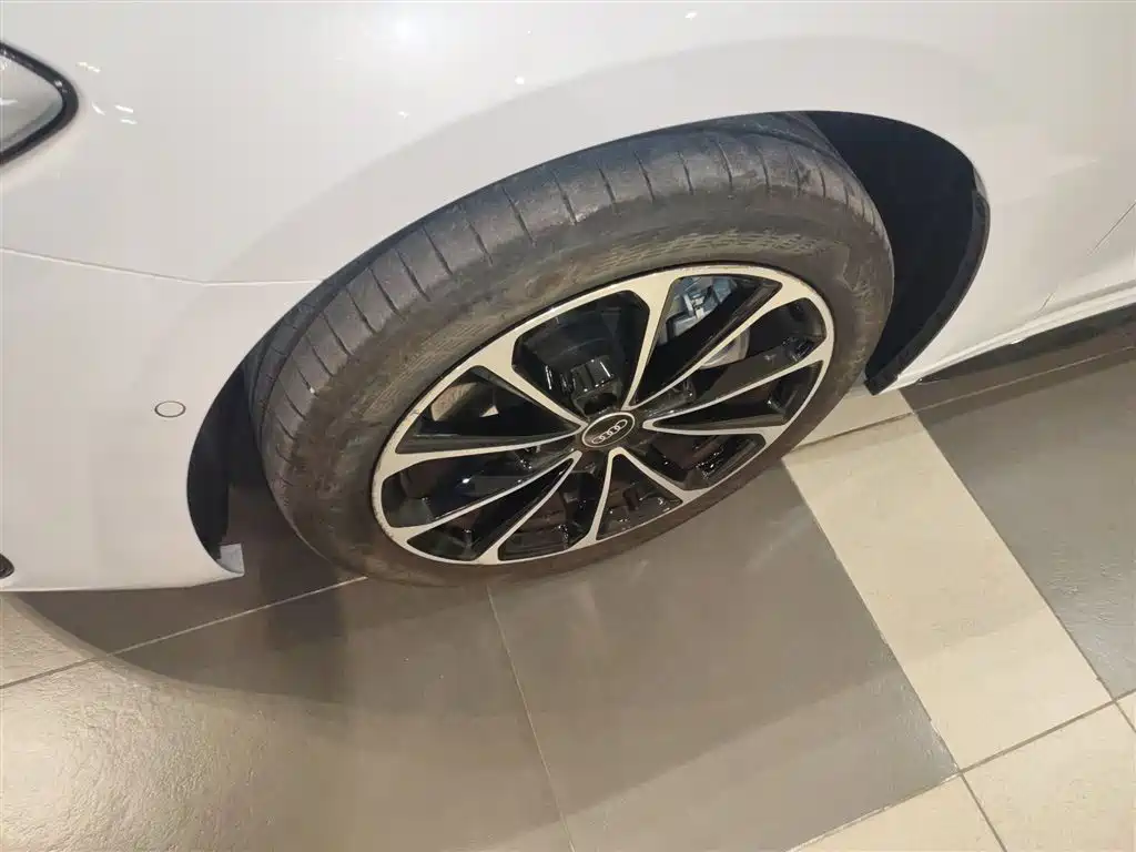 Audi A5L 2025 2.0T Sport Edition Plus фото 25