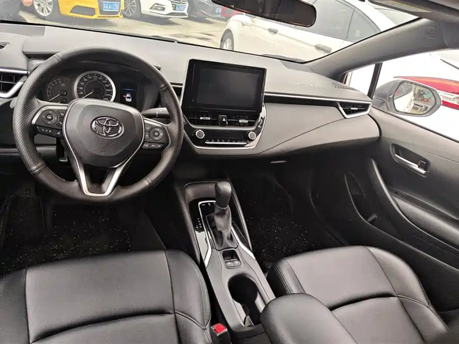 Toyota Levin 2023 185T CVT Luxury фото 12