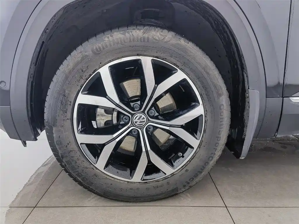Volkswagen Teramont 2020 380TSI 4WD Luxury Edition China VI фото 17