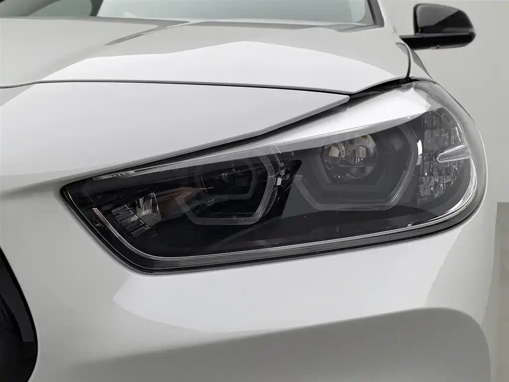 BMW X2 2023 sDrive25i M Sport Shadow Edition фото 7