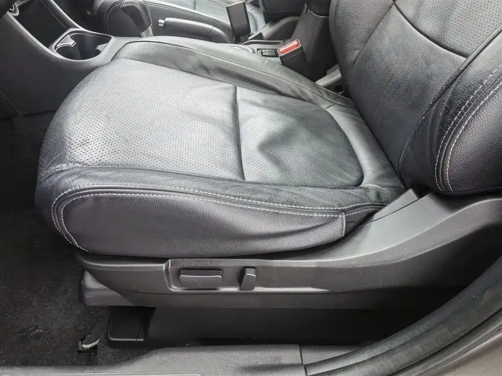 Mitsubishi Outlander 2016 2.4L 4WD Elite Edition 5-seater фото 20