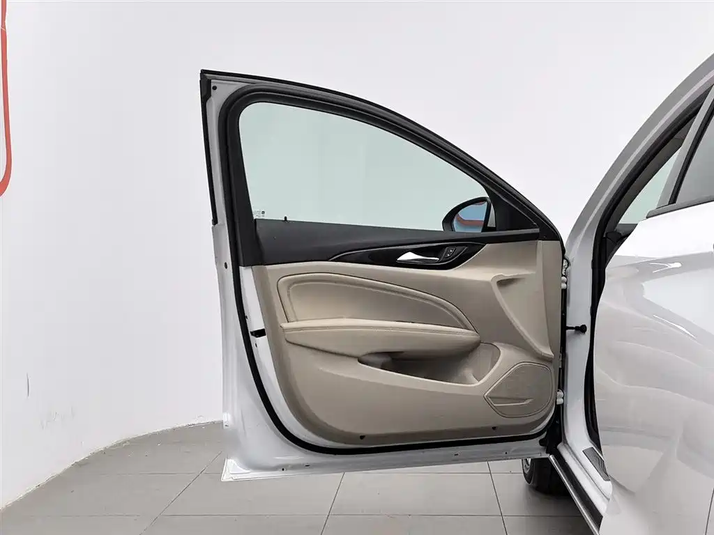 Buick Regal 2020 552T Elite фото 8