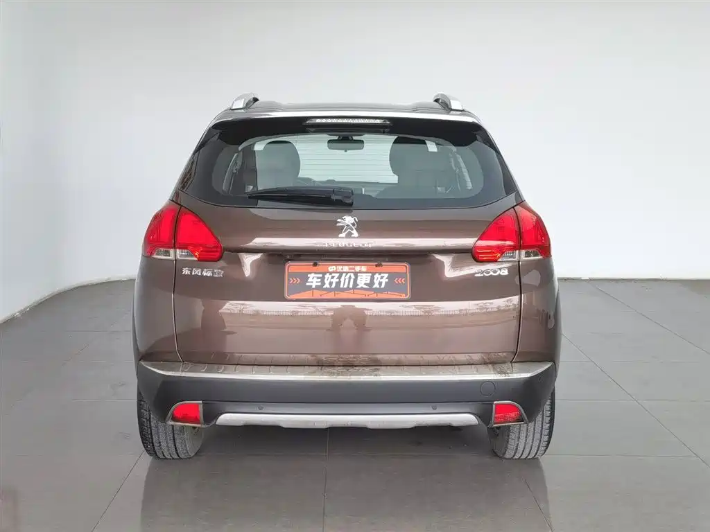 Peugeot 2008 2014 1.6L Automatic Navigation Edition фото 4