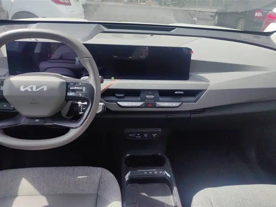 Kia EV5 2024 530 Air фото 13