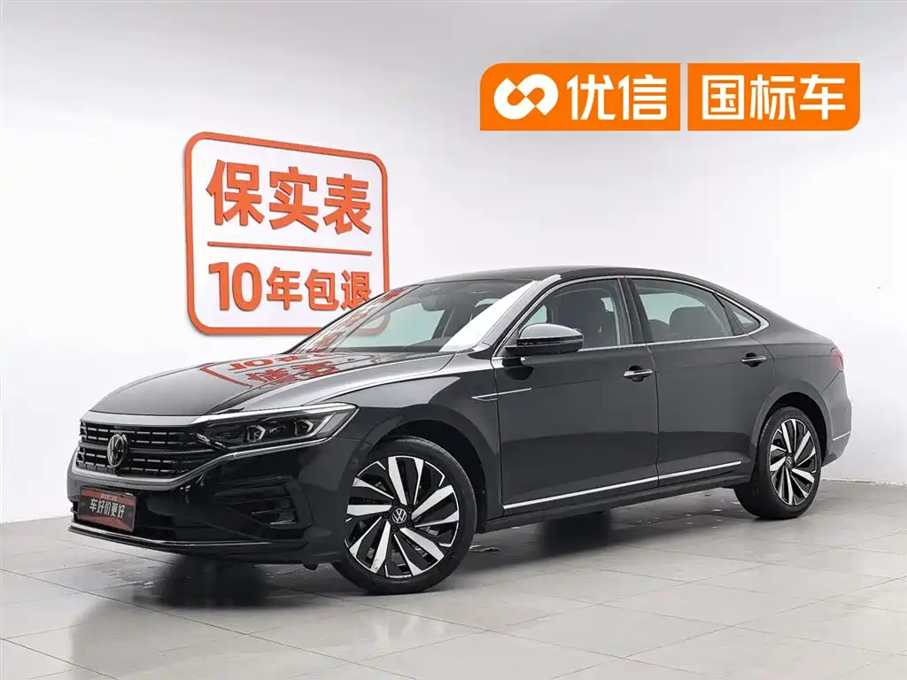 Volkswagen Passat 2023 Facelift 330TSI Luxury Edition