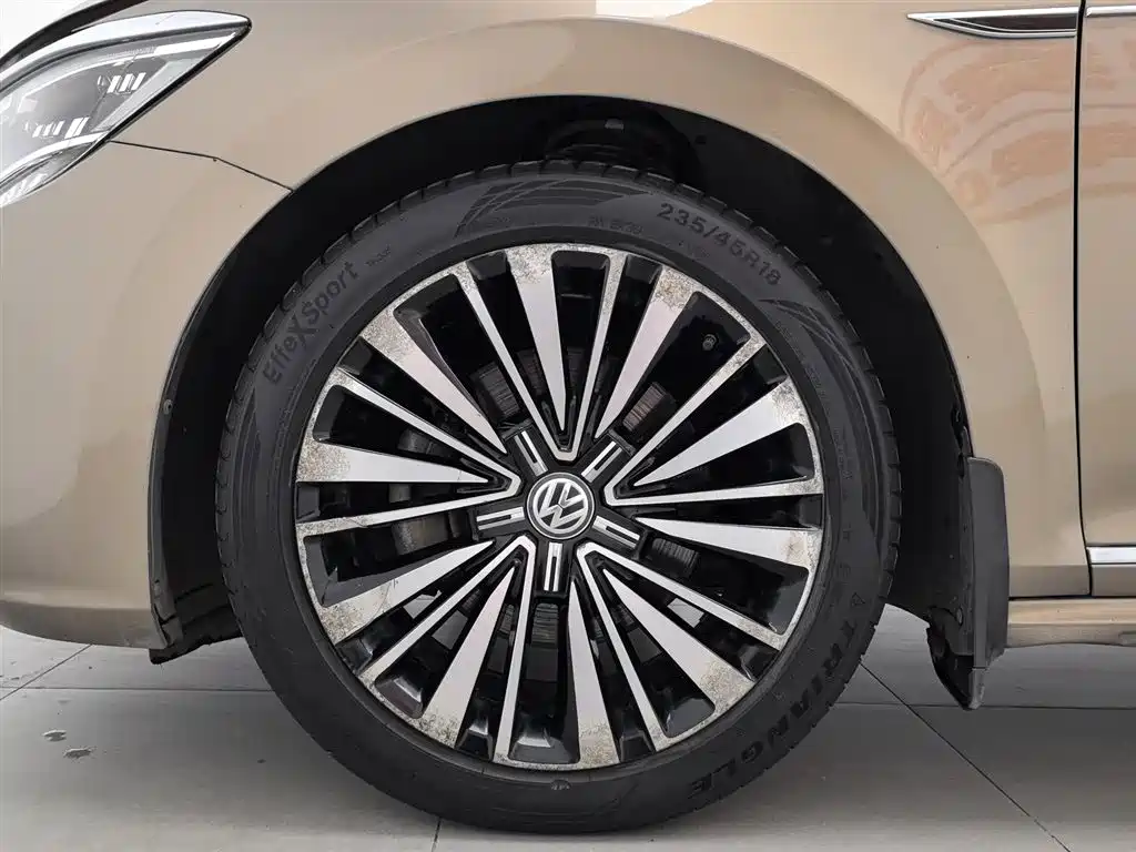 Volkswagen Passat 2019 Model 380TSI Luxury Edition China VI фото 17