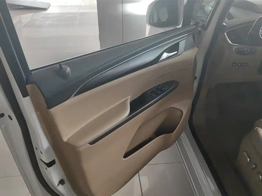 Buick GL8 2021 ES Landlord 653T Premium фото 7