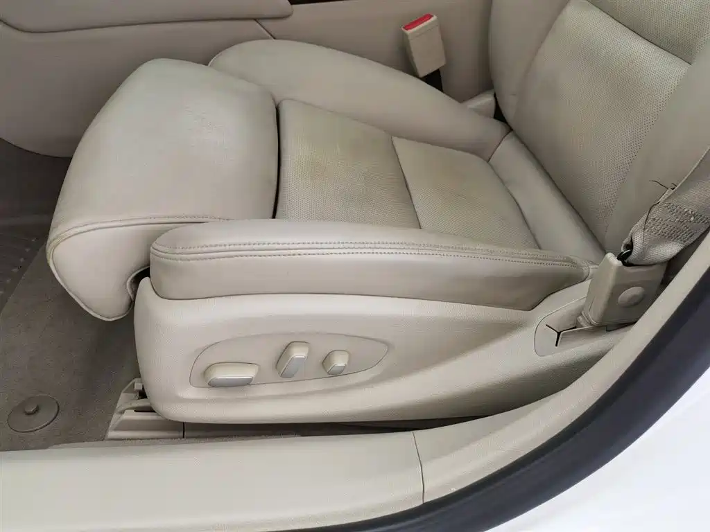 Cadillac XTS 2013 36S Platinum Edition фото 20