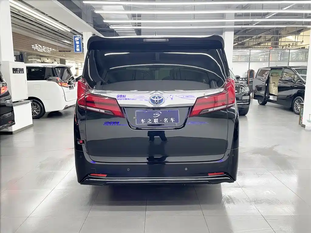 Toyota Alphard 2020 Hybrid 2.5L Premium Edition фото 5