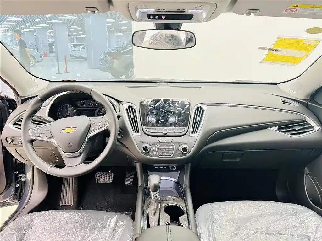 Chevrolet Malibu XL 2023 1.5T RS Edition фото 9