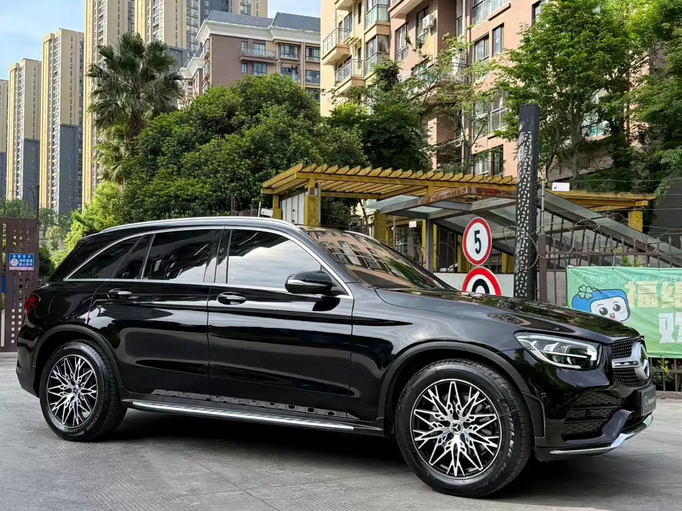 Mercedes-Benz GLC 2020 Facelift GLC 300 L 4MATIC Luxury фото 29