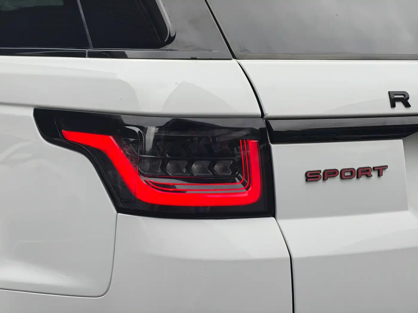 Land Rover Range Rover Sport 2014 3.0 SC V6 HSE DYNAMIC фото 14