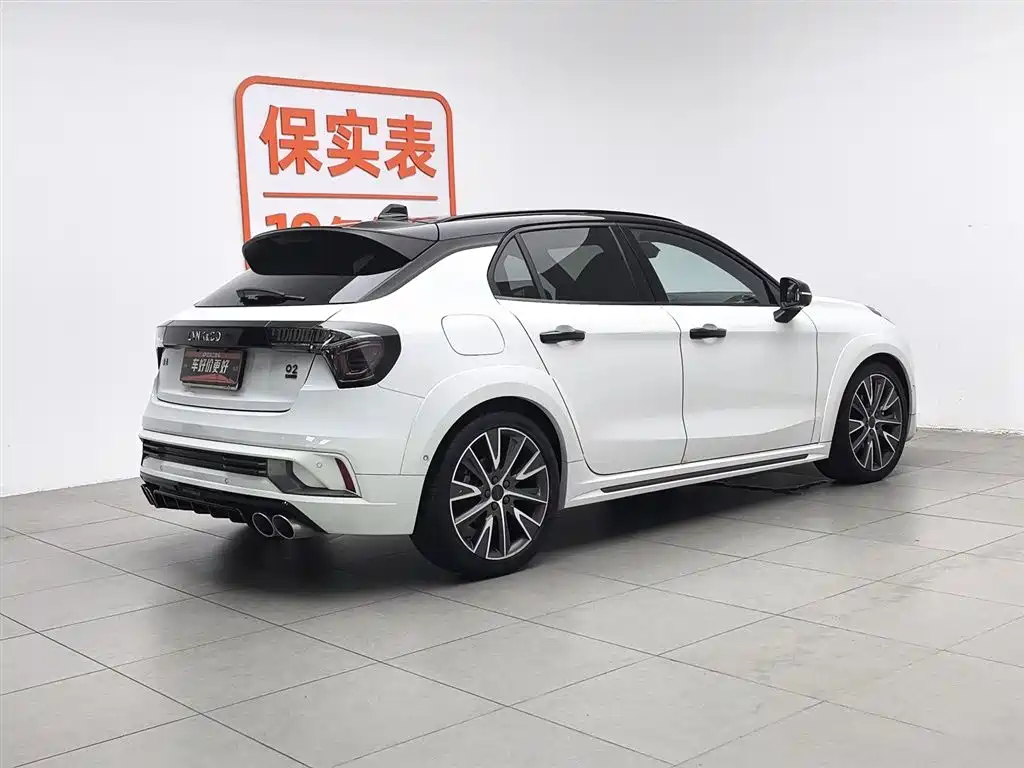 Lynk & Co 02 Hatchback 2022 2.0TD Pro фото 2