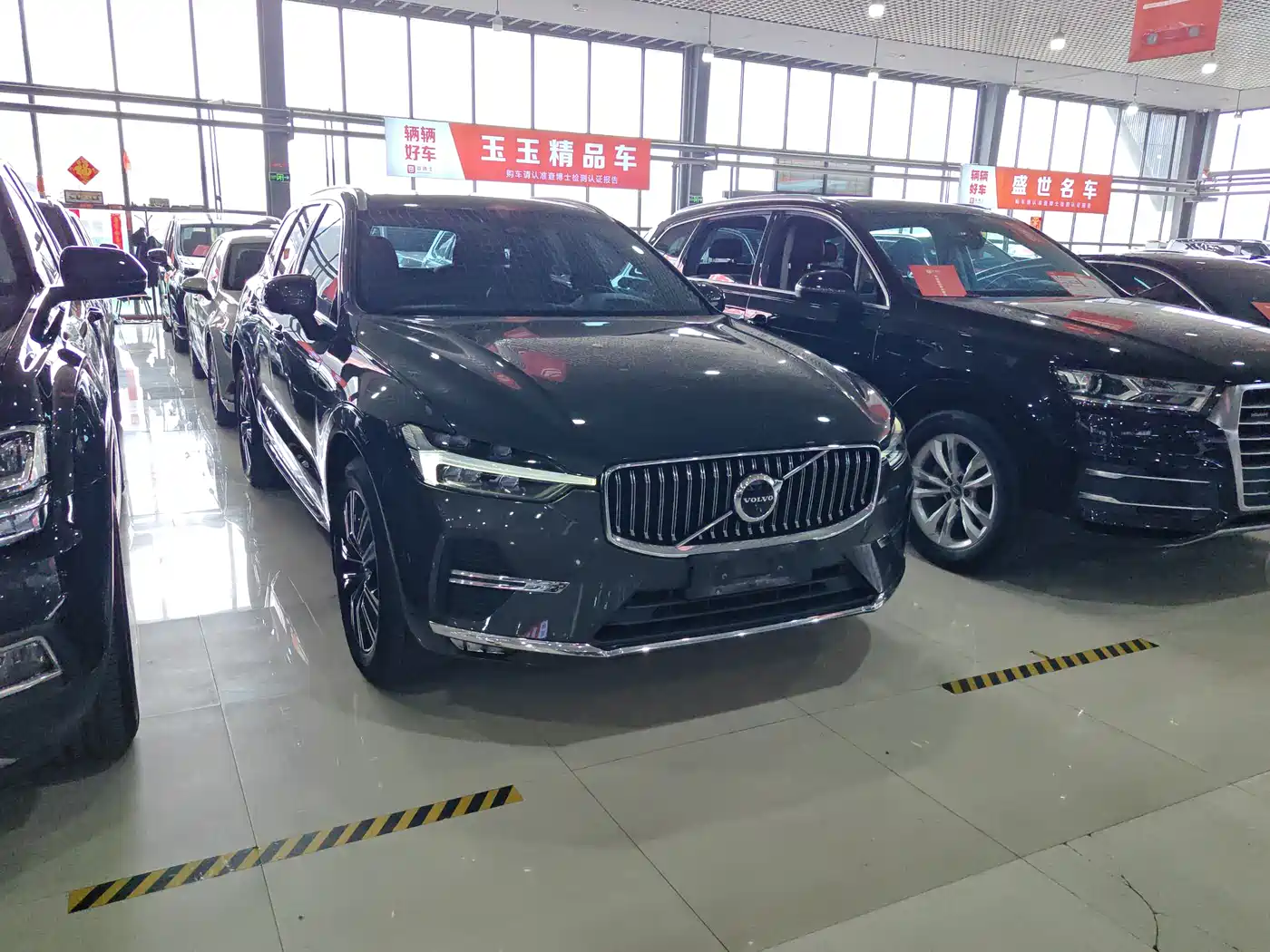 VOLVO XC60