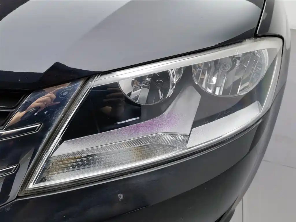Volkswagen Lavida 2013 Facelift Classic 1.6L Manual Trend фото 7