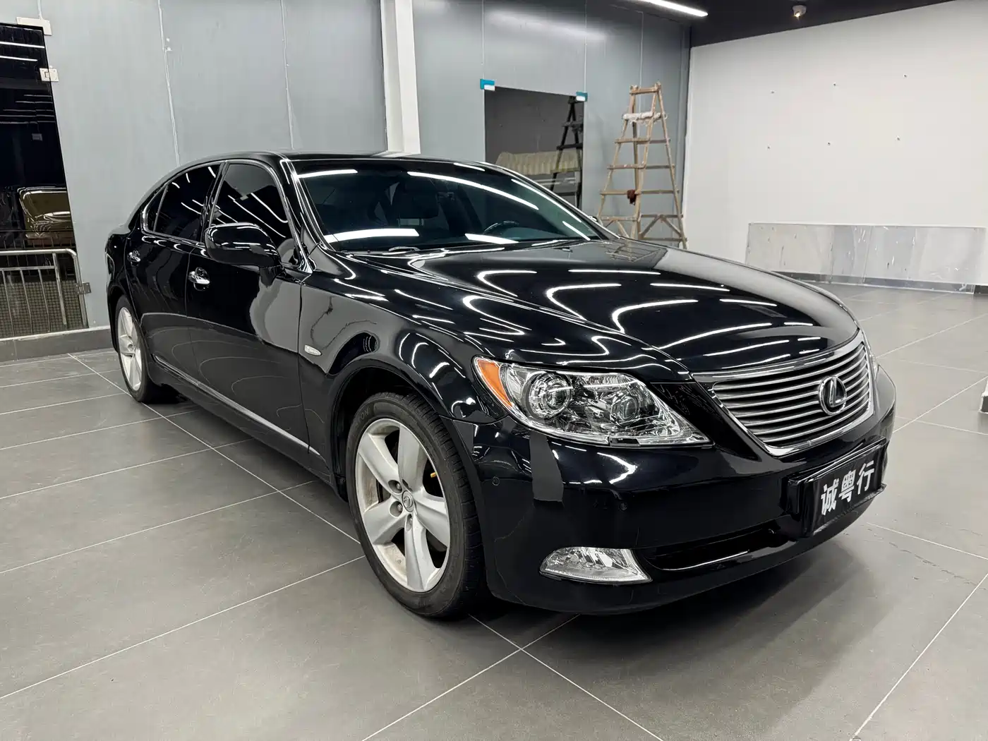 Lexus LS 2006 460L Premium Edition фото 8