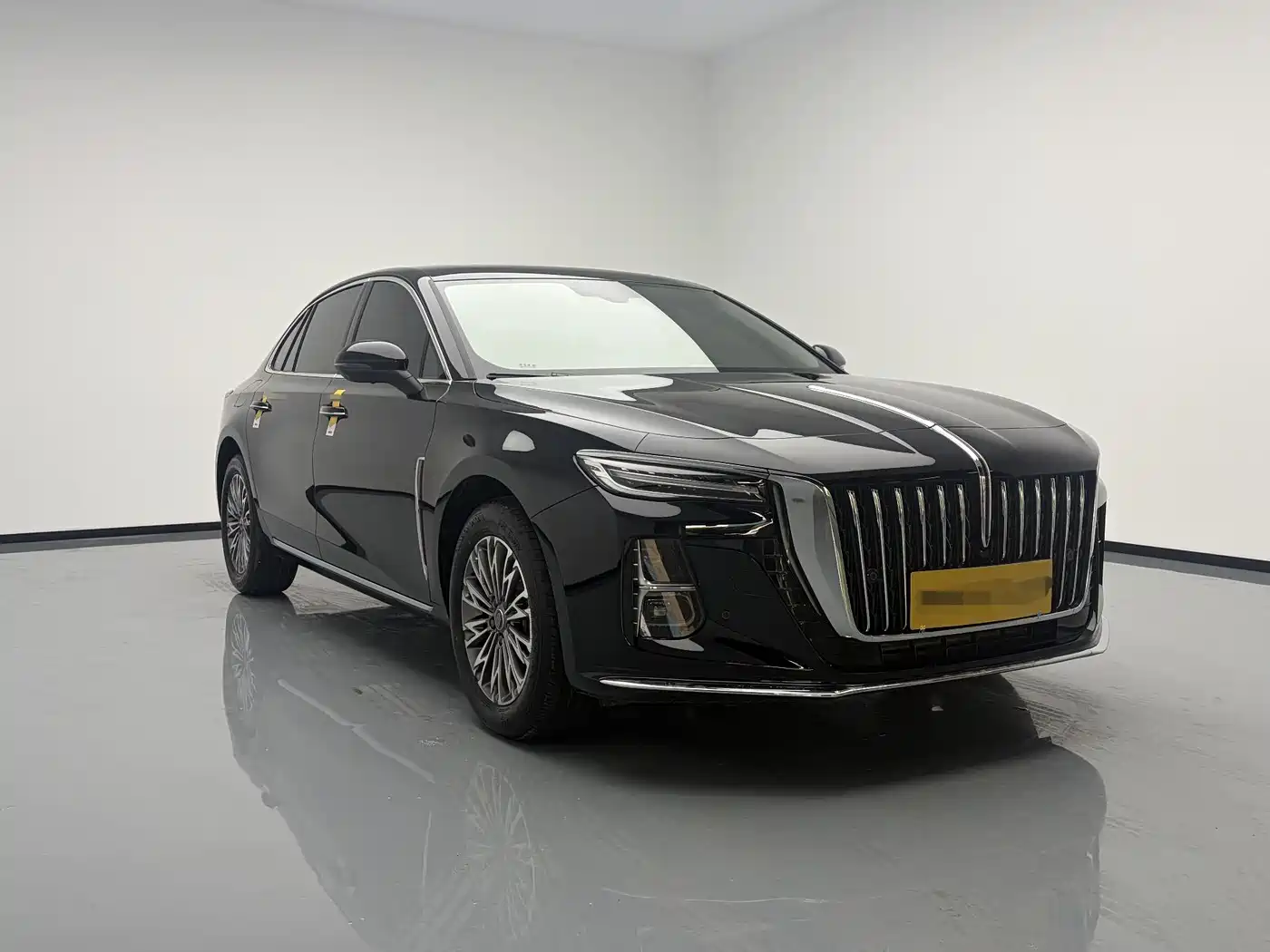 Hongqi H5 2026 2025 1.5T DCT Flag Rhythm 500,000 Units Memorial Edition