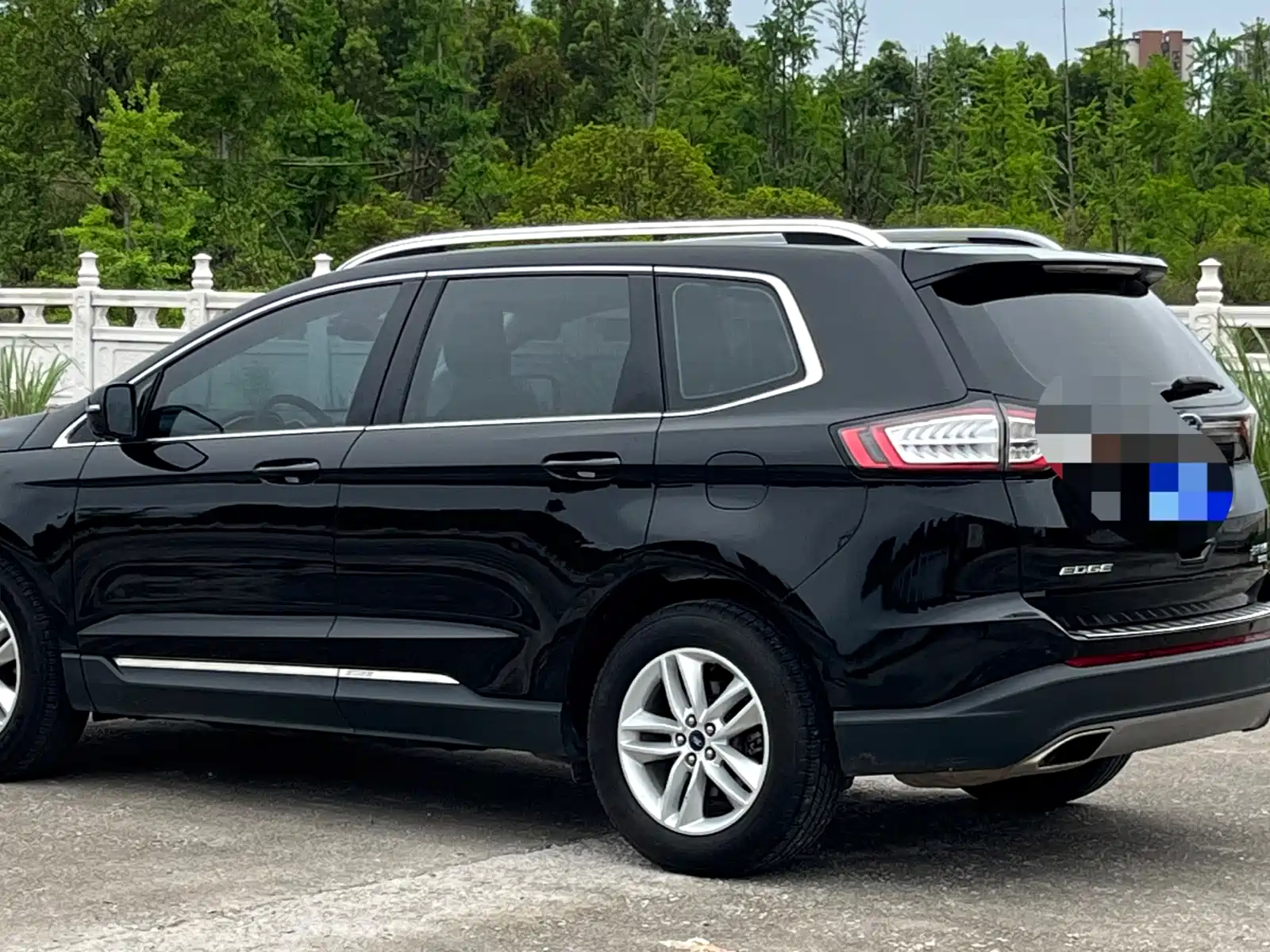 Фото 6 - Ford Edge