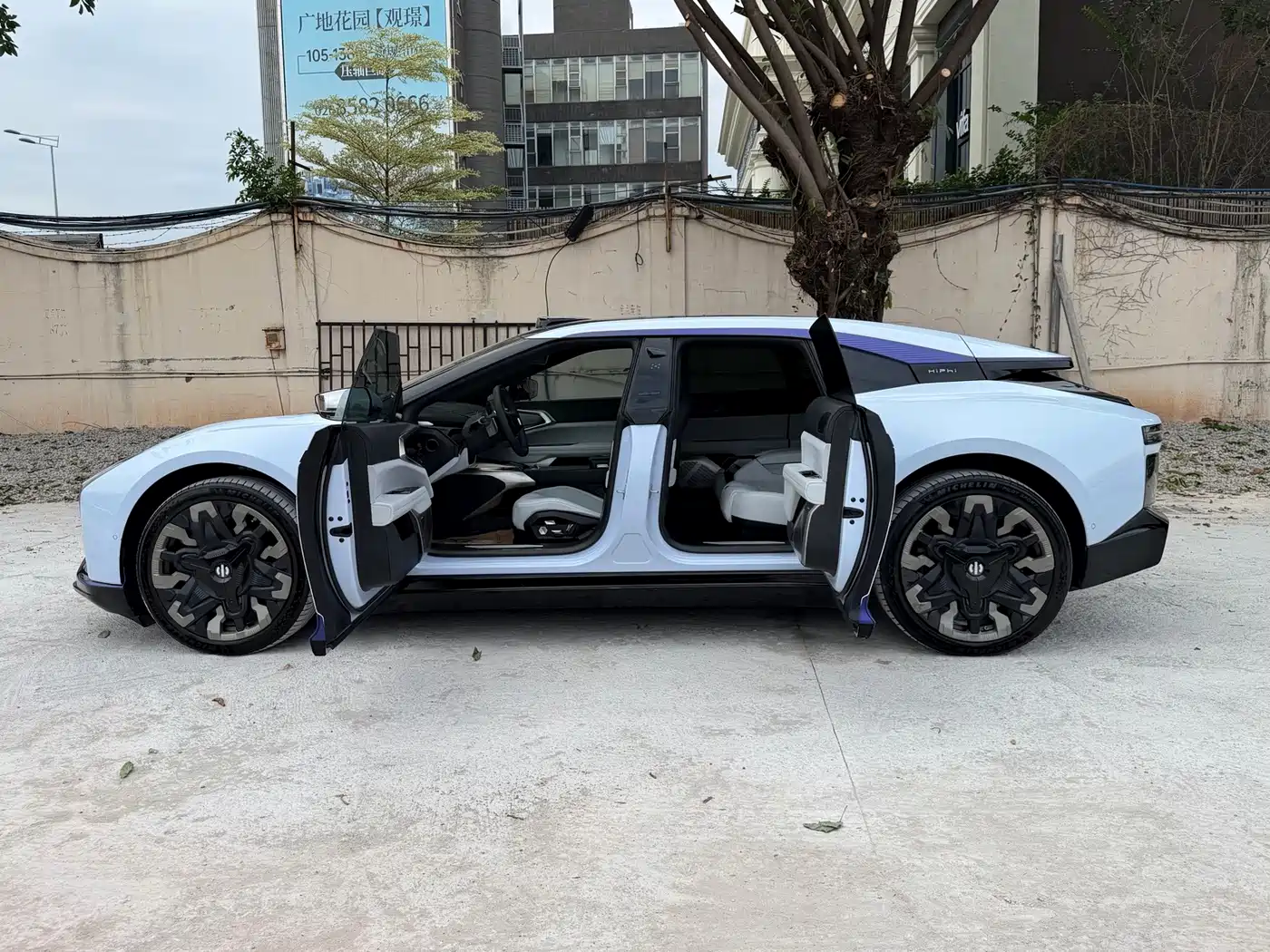 HiPhi Z 2023 2023 4-Seater Edition