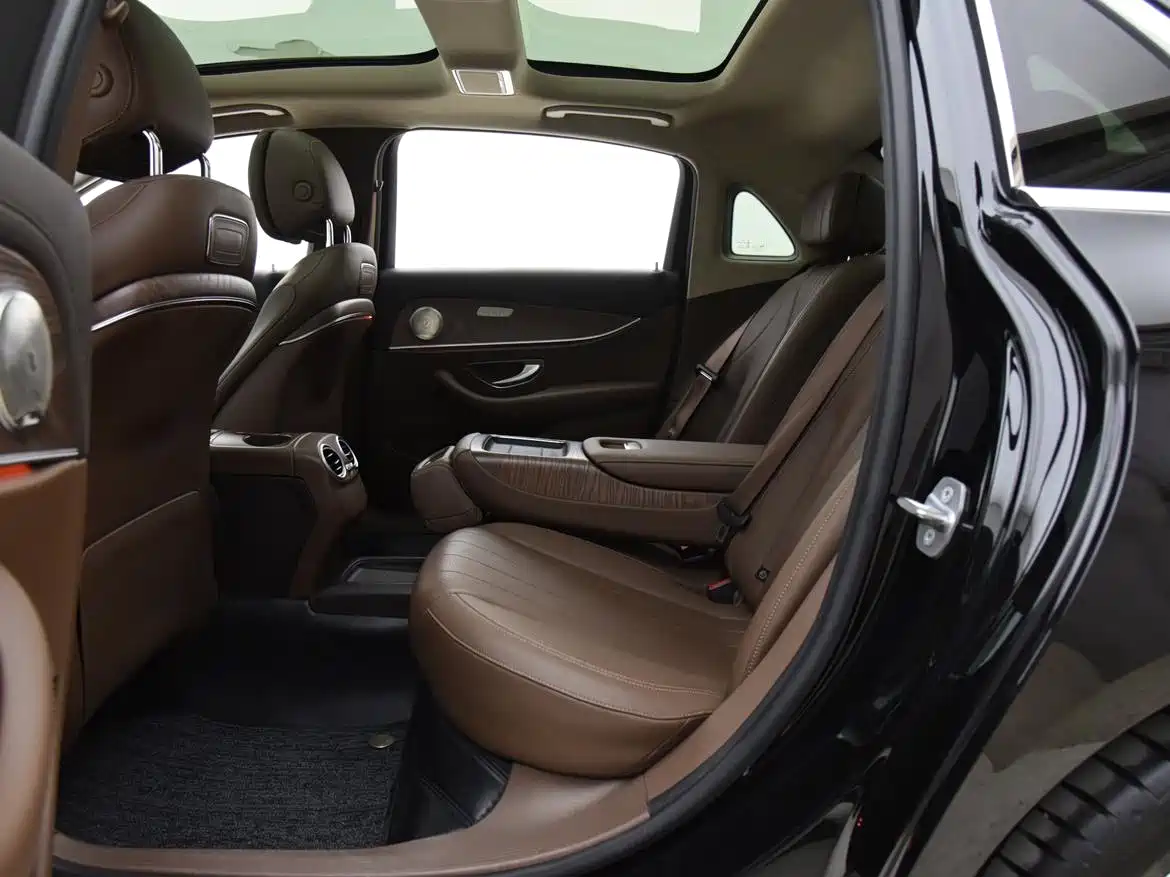 Mercedes-Benz E-Class 2020 E 300 L Fashion фото 12