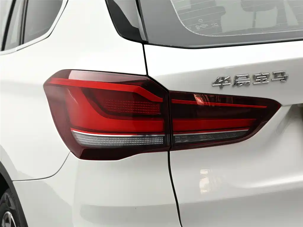 BMW X1 2020 sDrive20Li Premium Edition фото 7