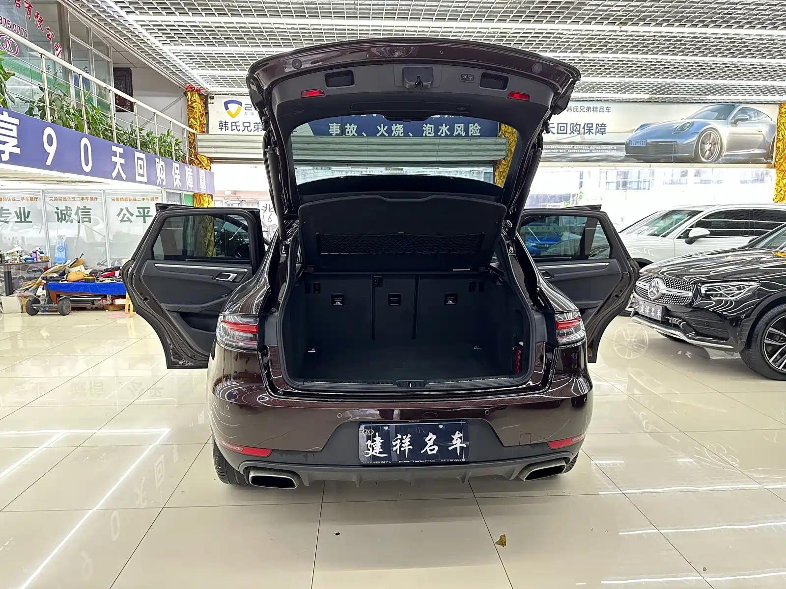 Фото 23 - Porsche Macan